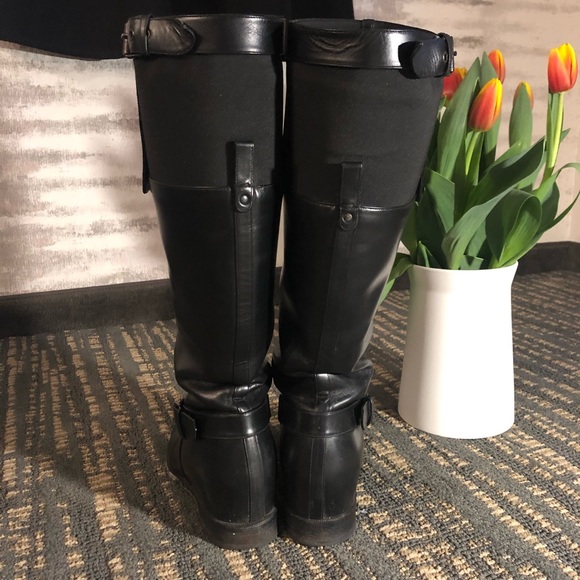 ✨sold✨Authentic Christian louboutin leather boots. - Picture 3 of 8